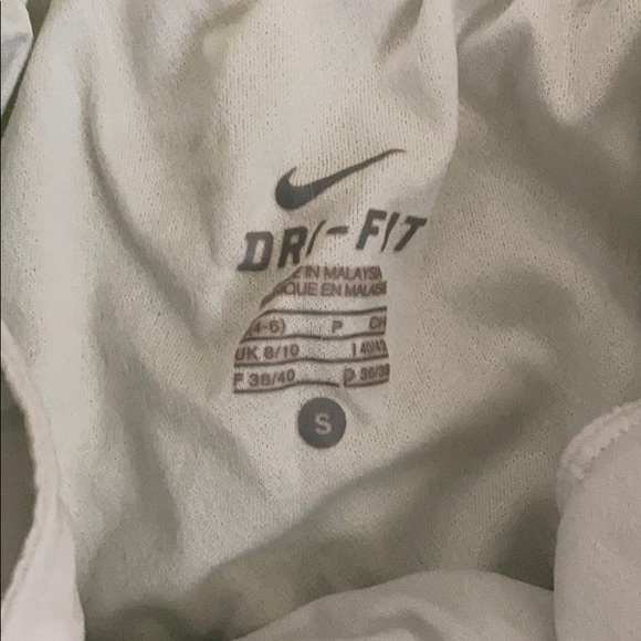 Nike Lime Shorts S - Picture 2 of 2